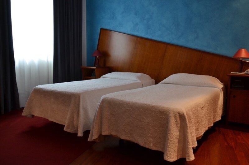 Гостиница Hotel Due Torri Tempesta Di Casarin Venerio & C. SAS