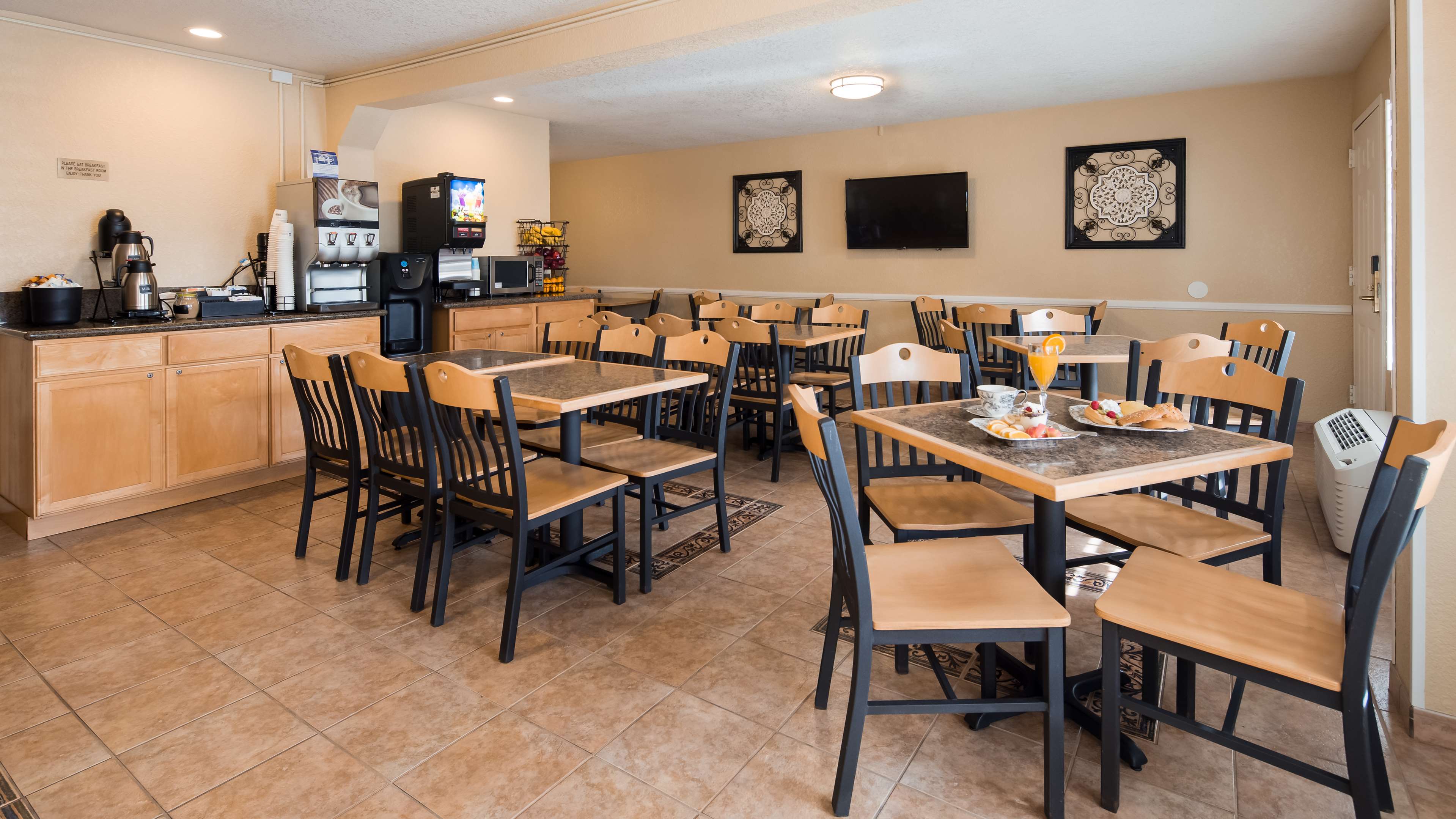 Фото Best Western Americana Inn