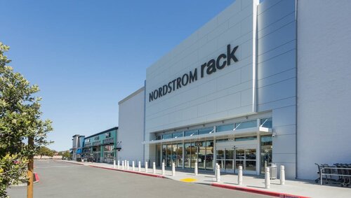 Shopping mall Serramonte Center, Daly City, photo