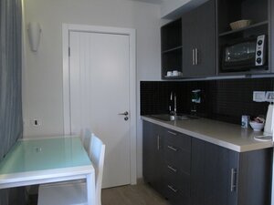Хостел Best Western Regency Suites Hotel