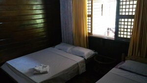 Coco Seaview Beach House (Central Visayas, Cebu, Asturias), hotel