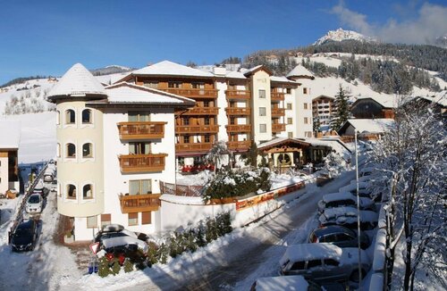 Внешний вид отеля Almhof Call в Марео - Эннеберге - Мареббе, фото 1