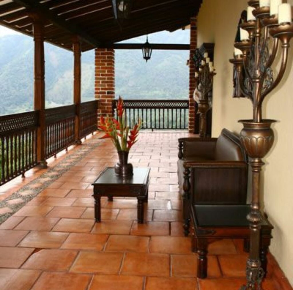 Hardware store GresAmaya SAS, Bogota, photo