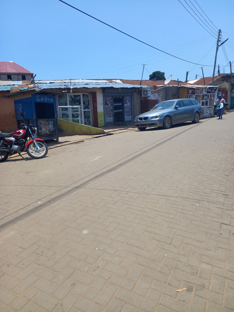 Barber shop Big time barber, Accra, photo
