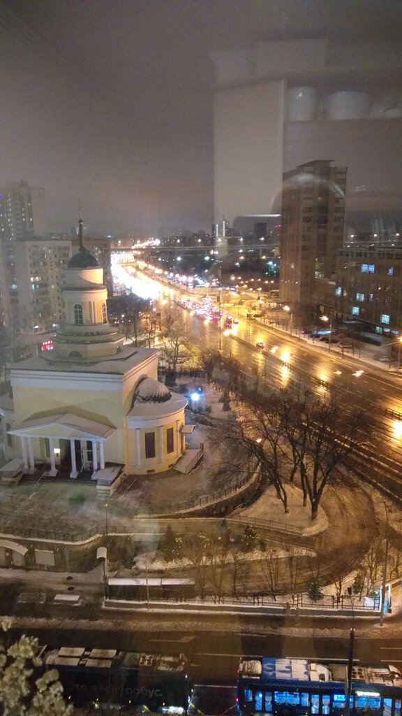 Православный храм Церковь святителя Иннокентия, митрополита Московского, в Бескудникове, Москва, фото