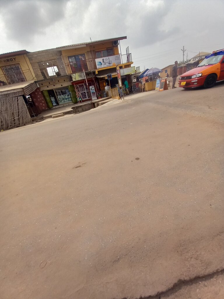 Electronics store Herbella Electronic Appliances, Accra, photo