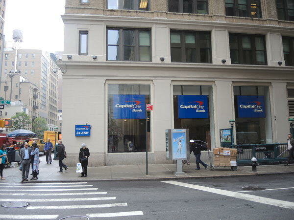 ATM Capital One Bank, New York, photo