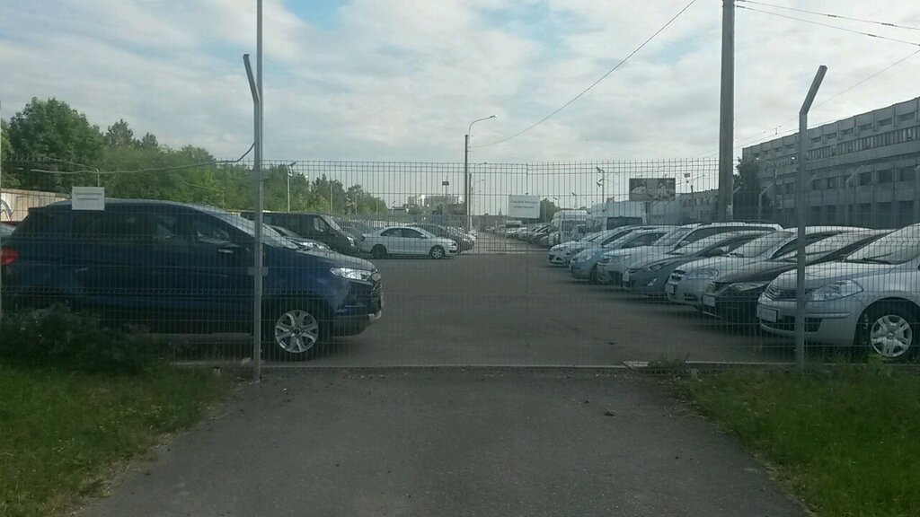 Aparcamiento de coches Parkovka torgovo-razvlekatelnogo kompleksa Gulliver, , foto