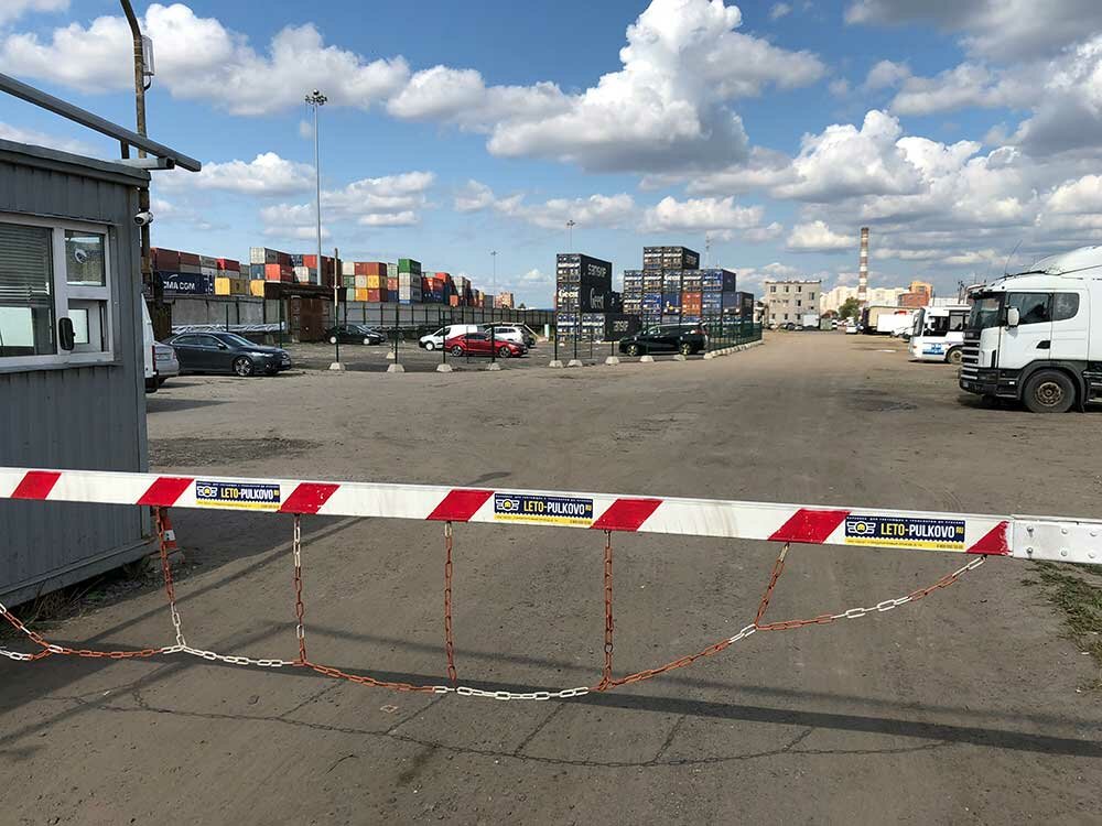 Parking lot Leto-pulkovo, Saint Petersburg, photo