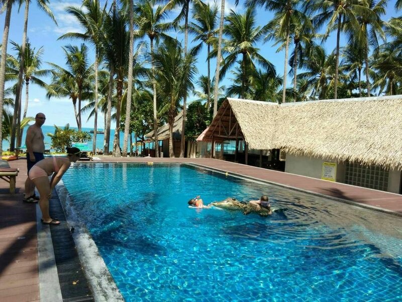 Гостиница Coconut Beach Resort Maret