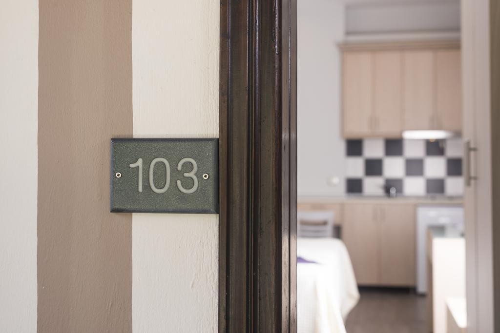 Фото Kamelia & Semeli Hotel