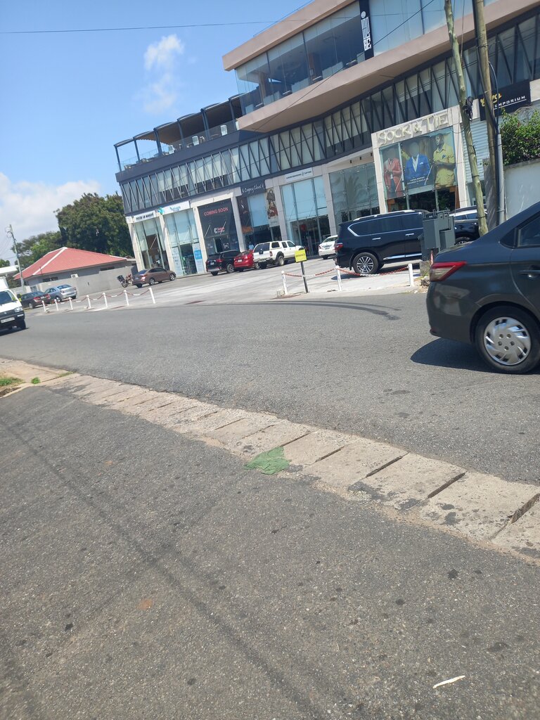 Interior design House of Makeyé, Earth, photo