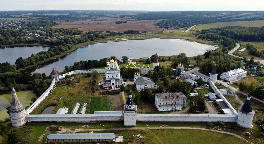 Orthodox church Tserkov Bogoyavleniya Gospodnya V Iosifo-Volokolamskom monastyre, Moscow and Moscow Oblast, photo