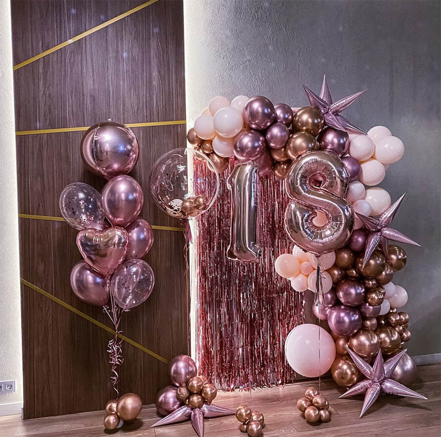 Goods for holiday EventSky, Dubai, photo