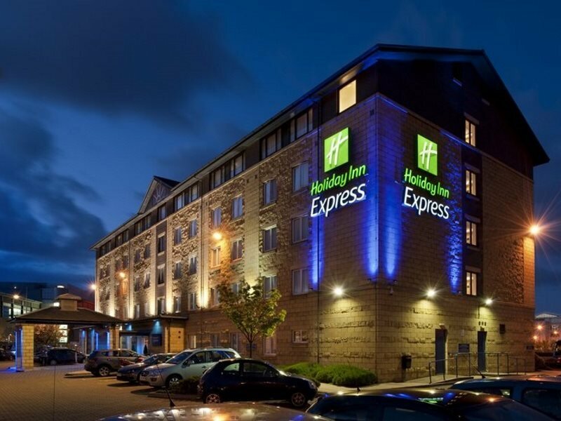 Фото Holiday Inn Express Edinburgh - Leith Waterfront, an Ihg Hotel