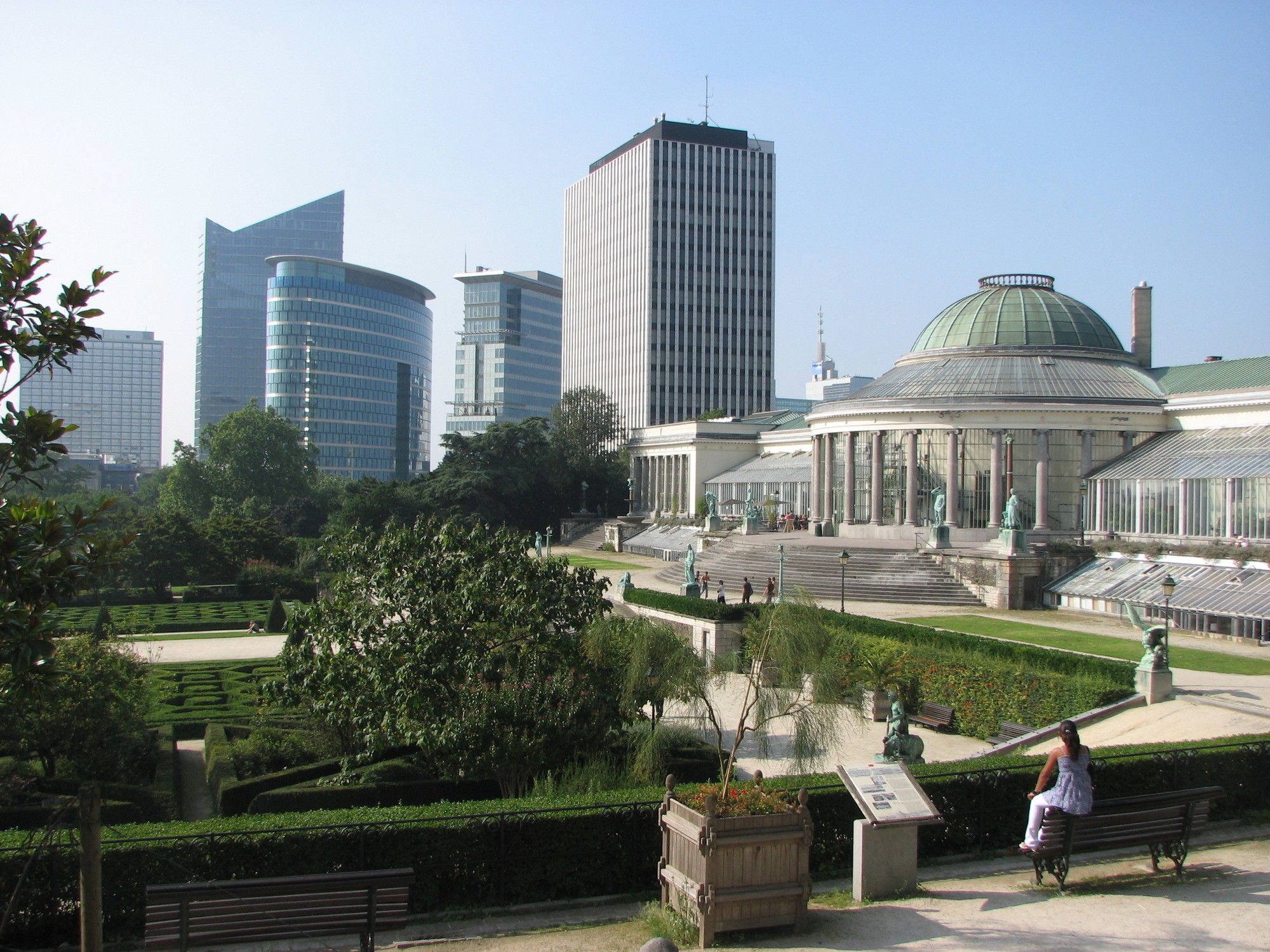 Фото отеля 2