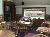 Фото McGoverns Hotel and Suites