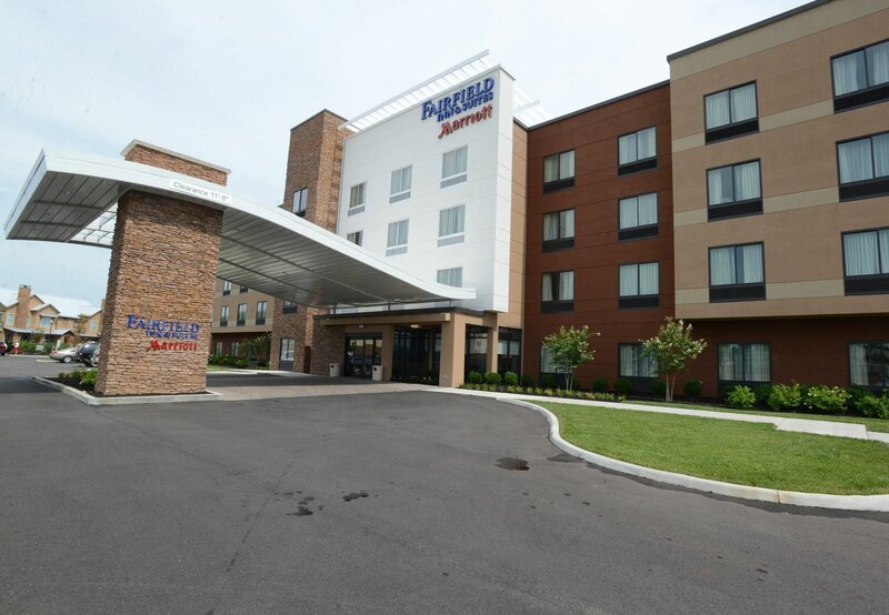 Гостиница Fairfield Inn & Suites Bowling Green в Боулинг Грин
