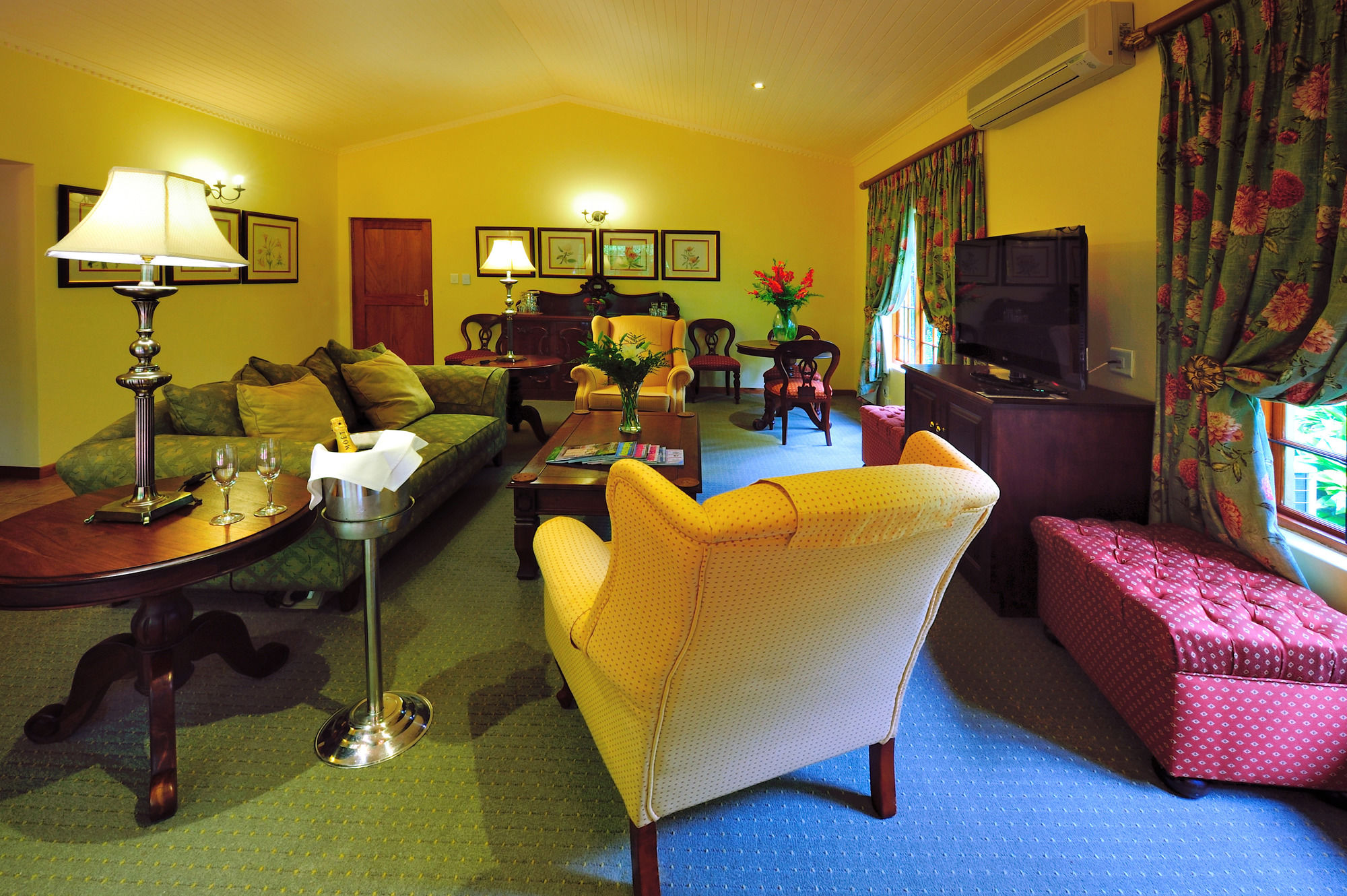 Фото Protea Hotel Polokwane Ranch Resort