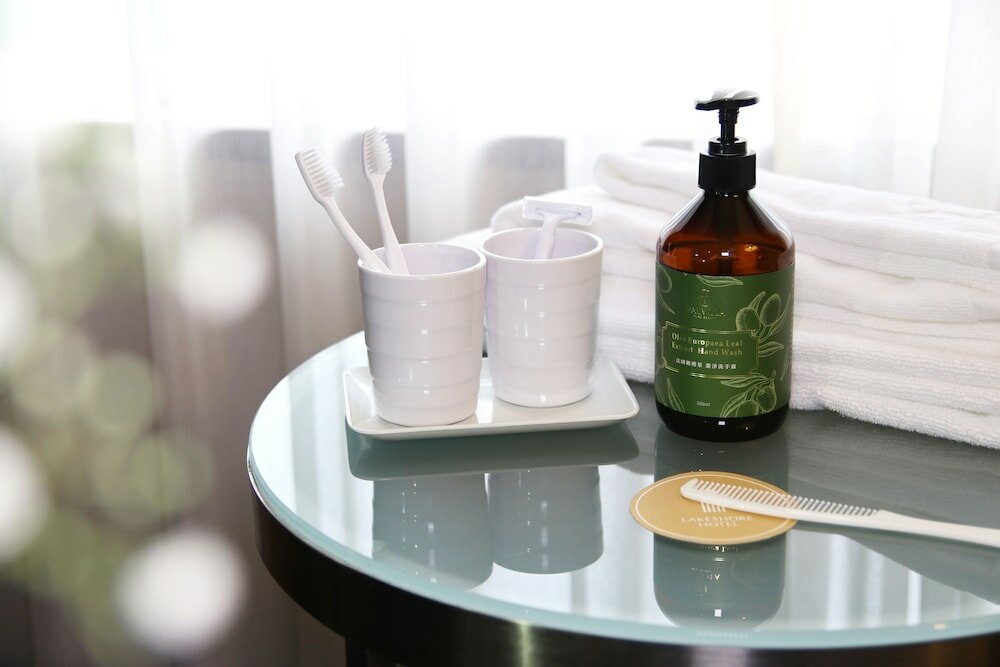 Фото Lakeshore Hotel Metropolis I