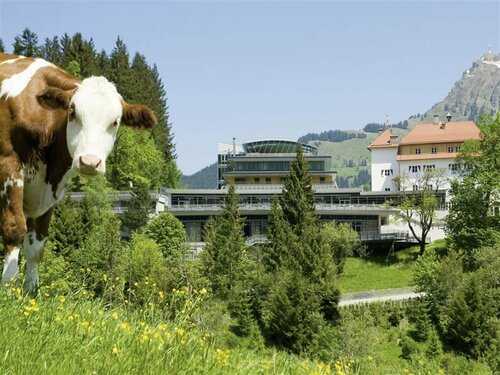 Внешний вид отеля Lebenberg Schlosshotel-Kitzbühel в Кицбюэле, фото 4