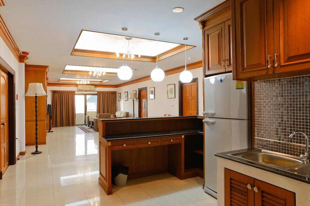 Фото Inn House Hotel