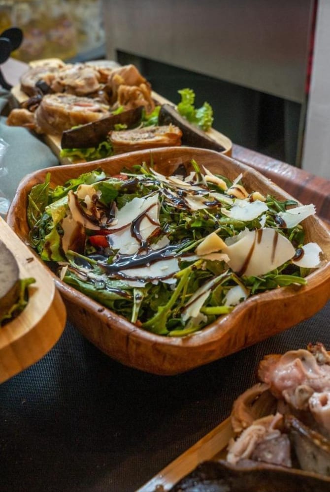 Фото Hotel Kapllani