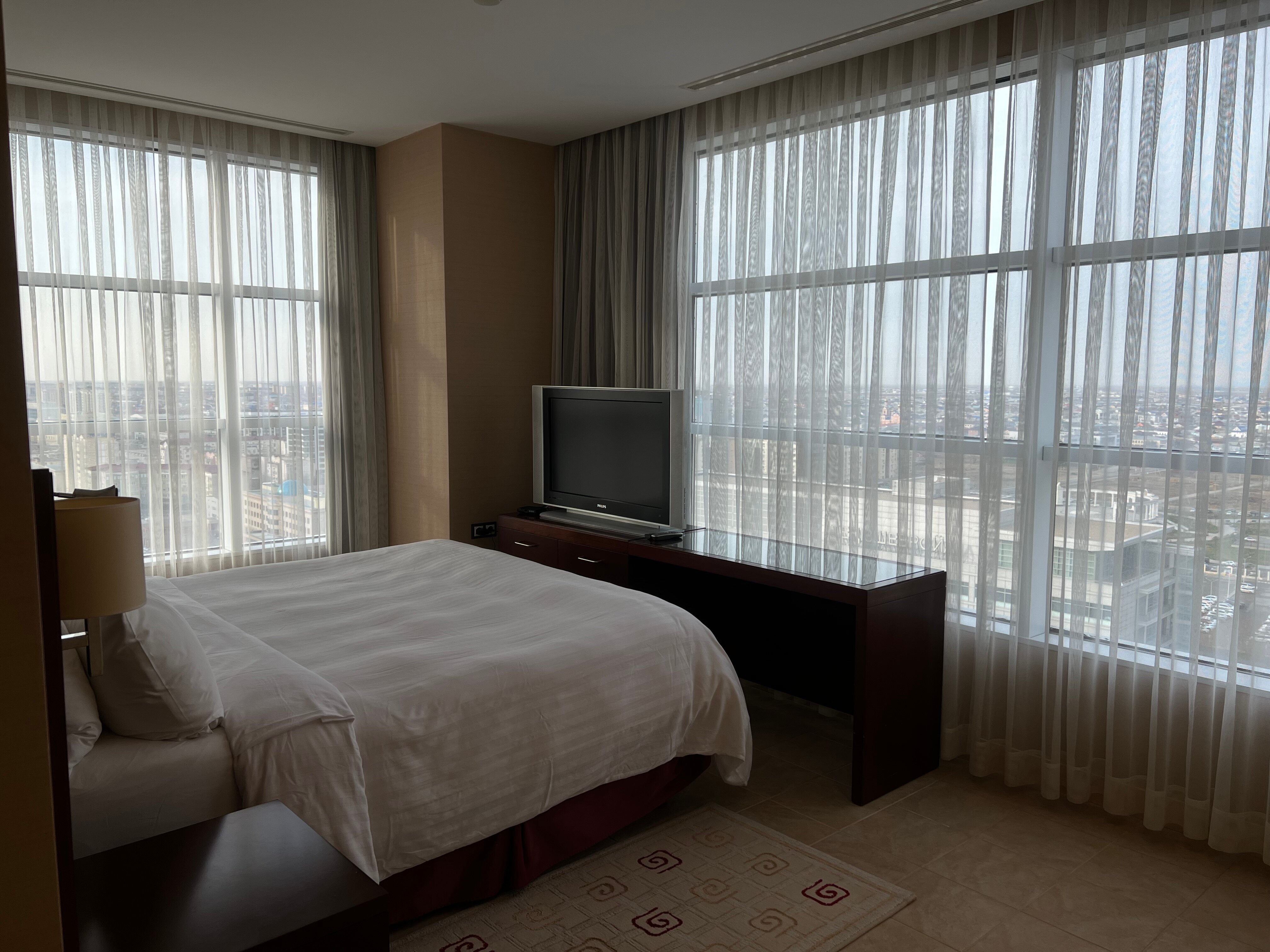 Фото Marriott Executive Apartments Atyrau