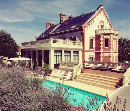 Гостиница La Villa Eugène в Эперне