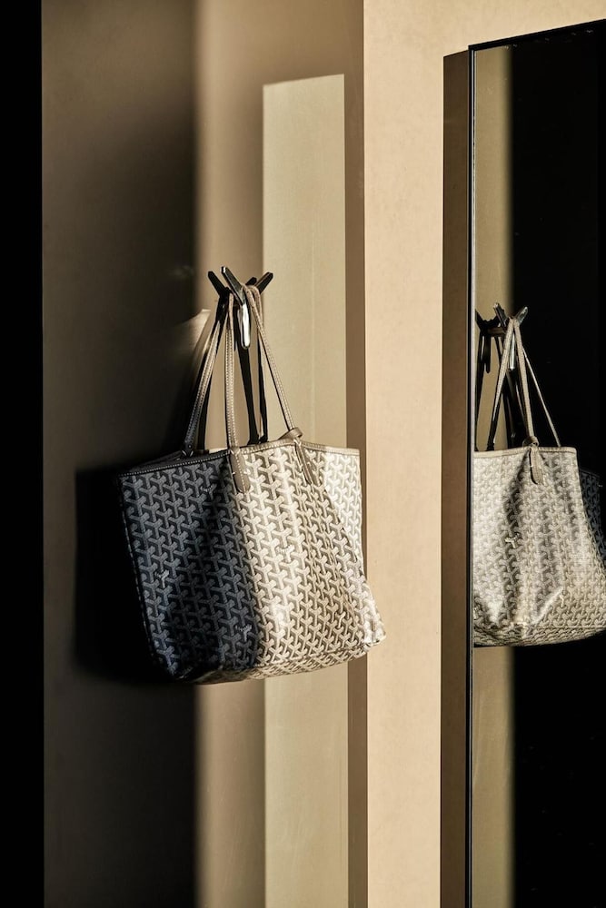 Фото Veriu Green Square