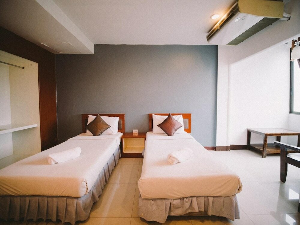 Фото Traveller Inn Hotel