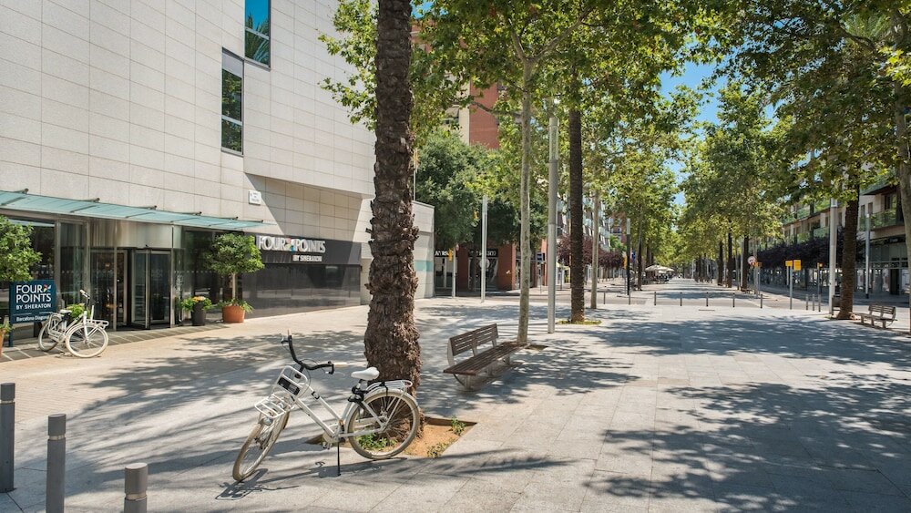 Фото Four Points by Sheraton Barcelona Diagonal