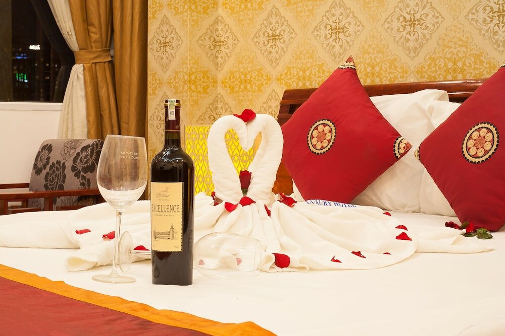 Фото Luxury Hotel