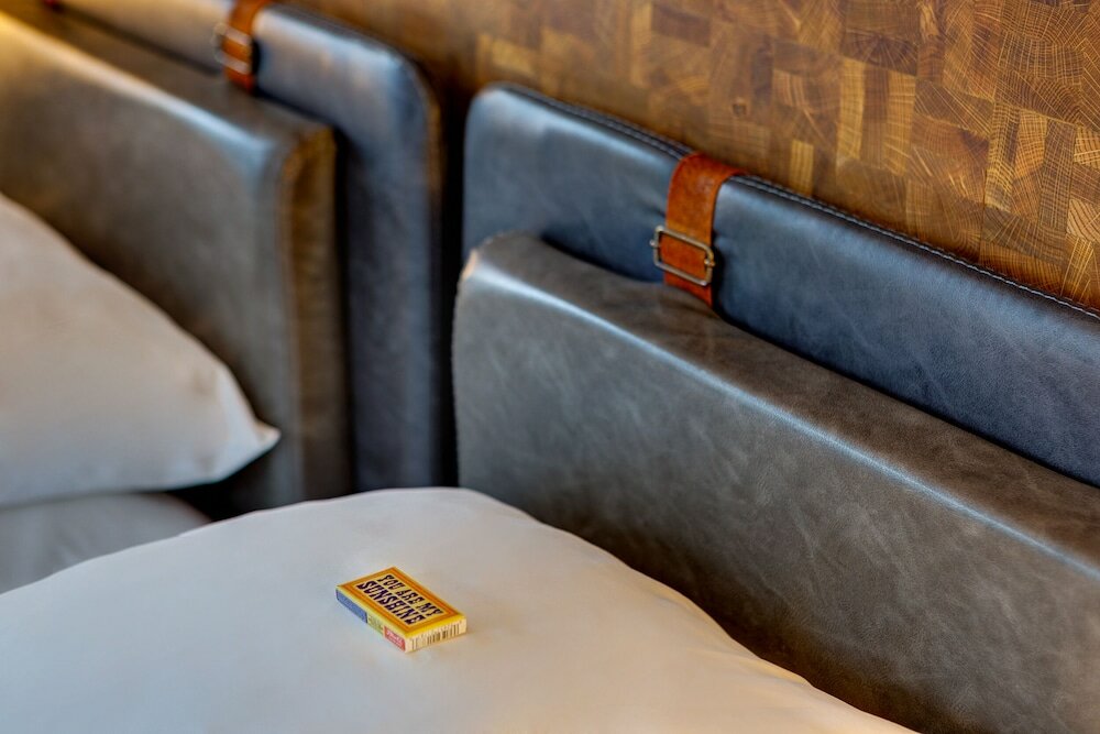 Фото Hotel V Nesplein