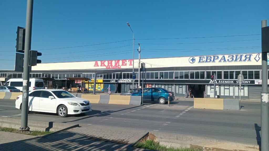 Clothing store Aiday collection, Chimkent, photo