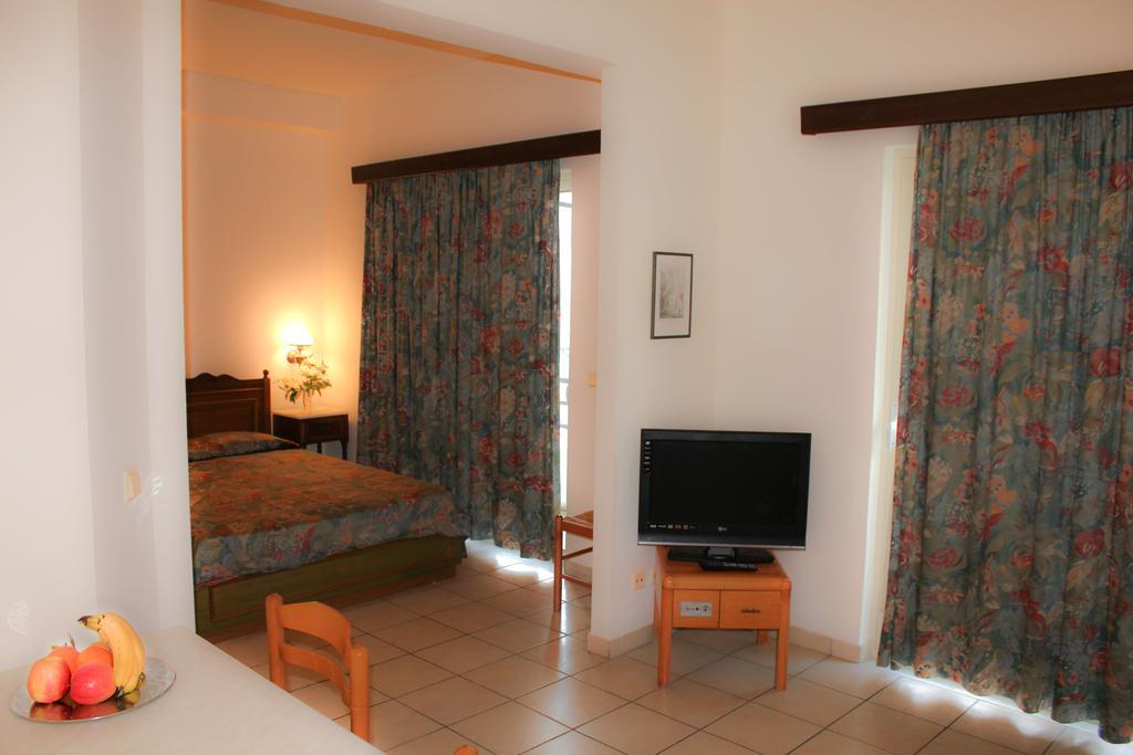 Фото Royal Apart Hotel