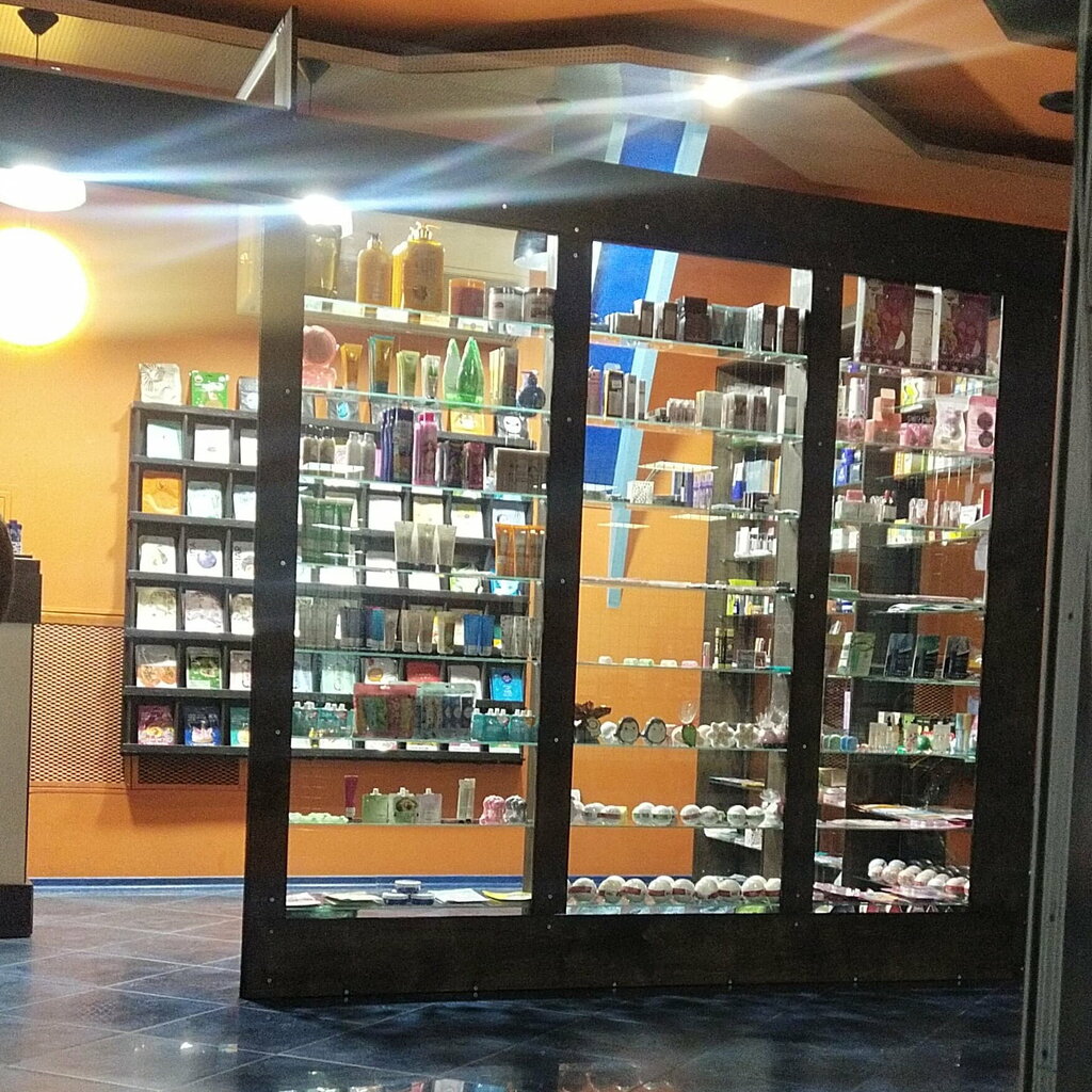 Perfume and cosmetics shop MiO cosmetic, Blagoveshchensk, photo