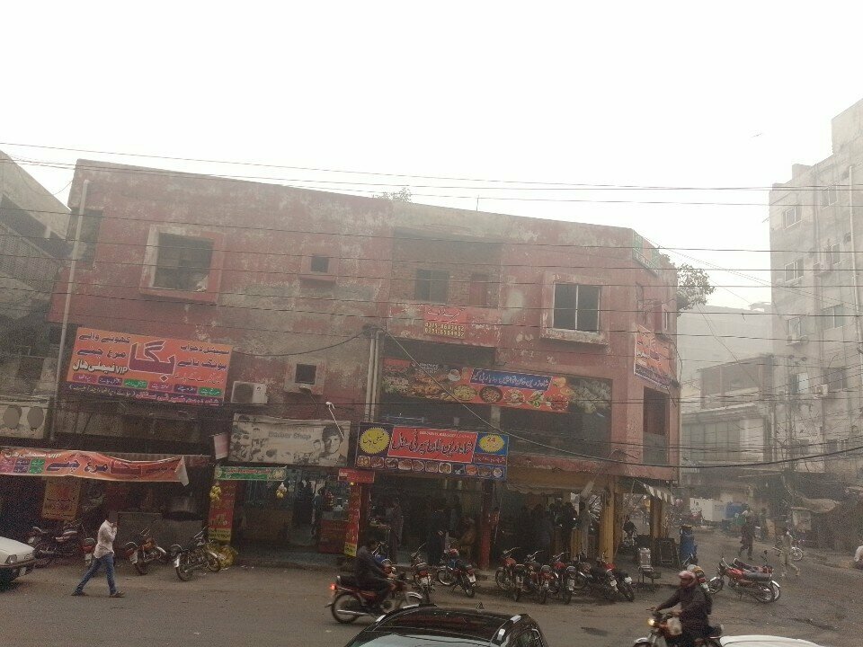 Bakery Butt Naan Shop, Lahore, photo