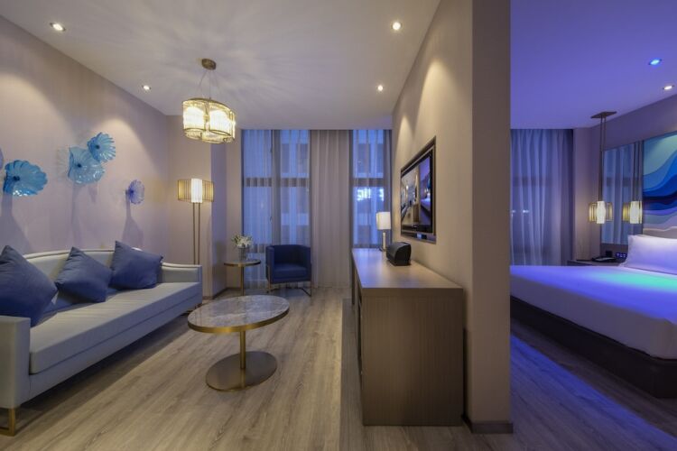 Фото Orange Hotel Select