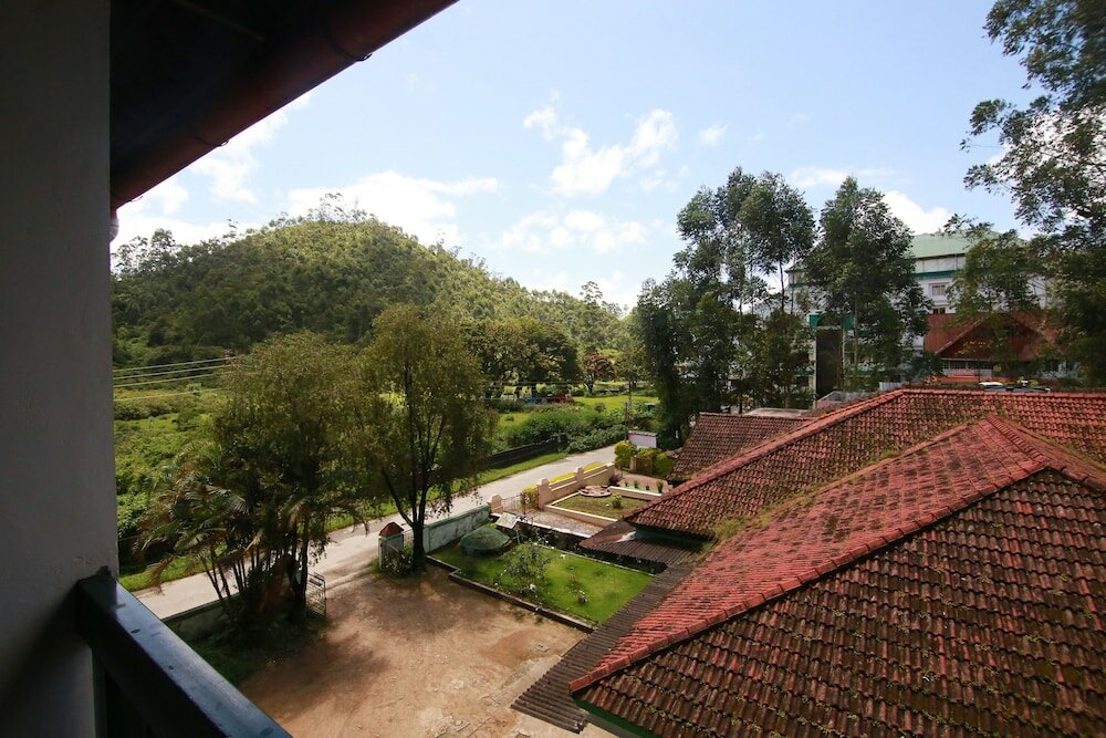 Фото Oyo 2158 Hotel Sn