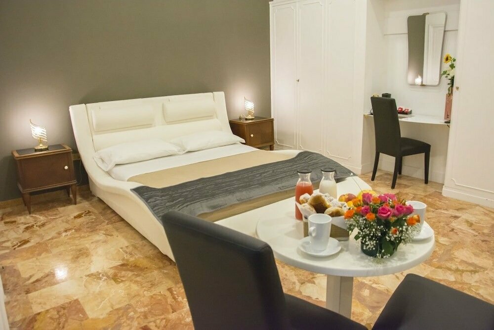 Hotel Il Ventre di Napoli Broggia, Naples, photo