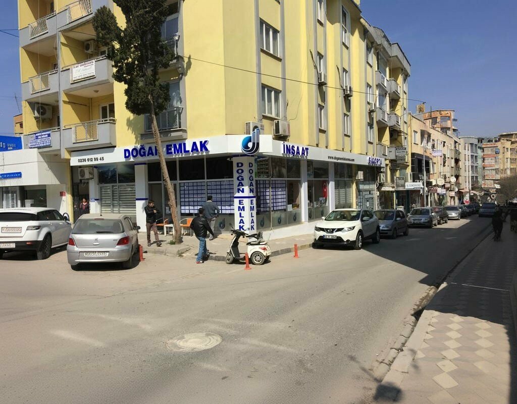 Sale and lease of commercial real estate Dogan Real Estate, Soma, photo