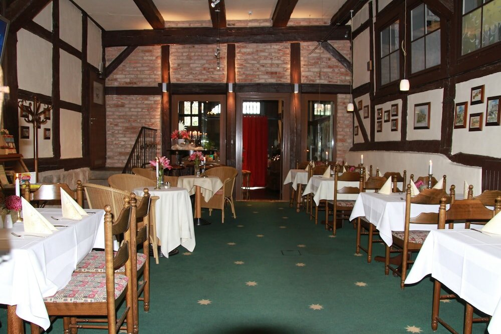 Фото Hotel Zur Goldenen Sonne