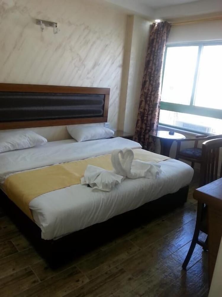 Фото Hawa Amman Hotel