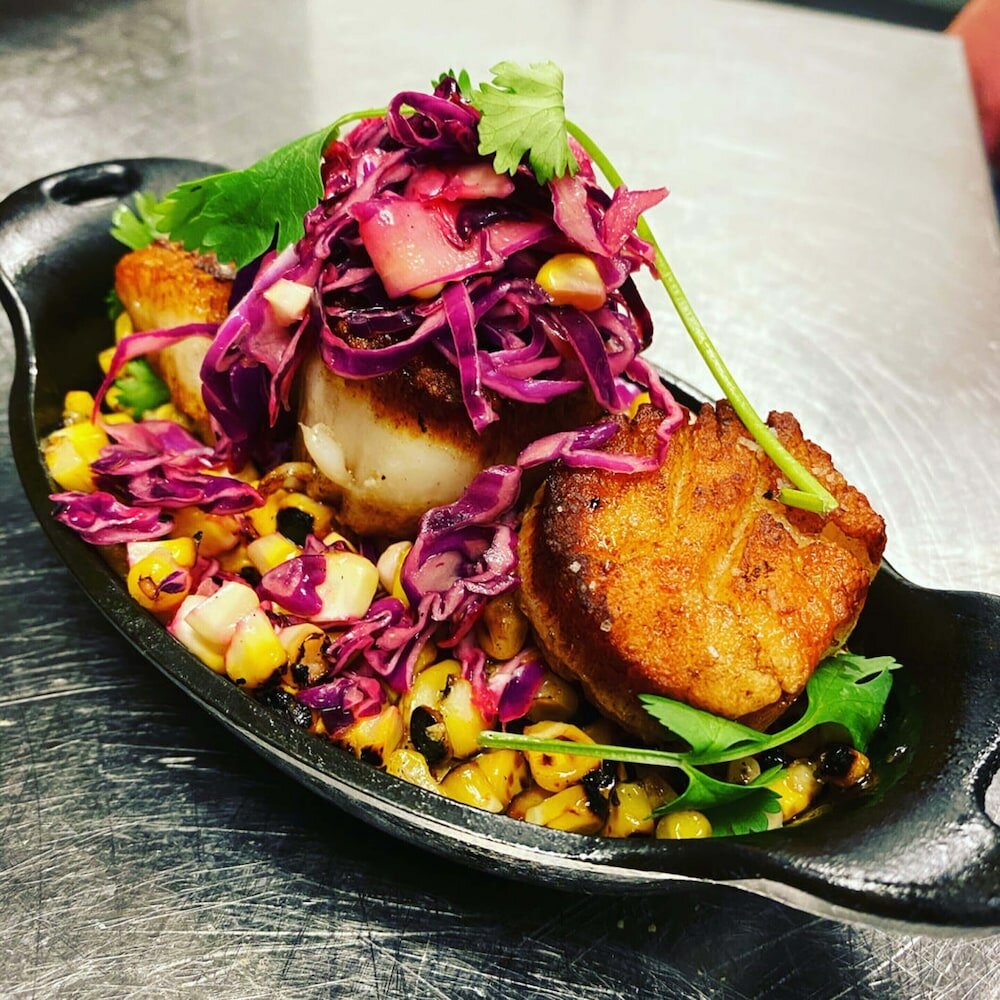 Фото The White House Inn