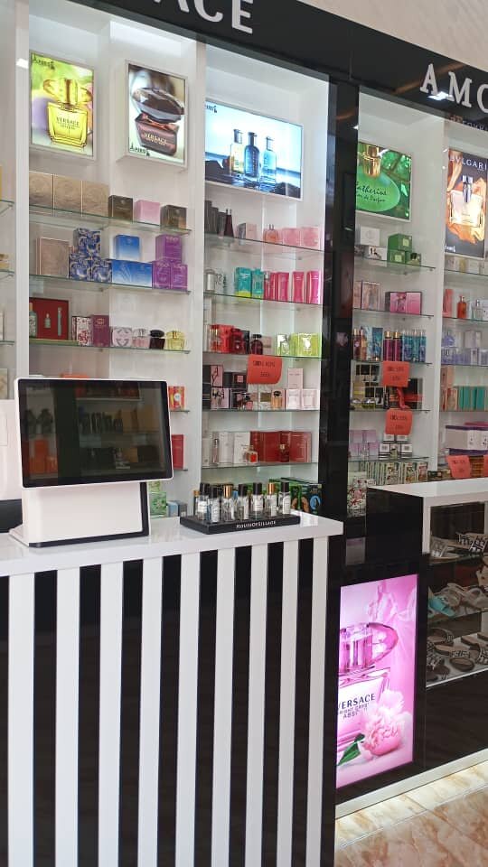 Perfume and cosmetics shop Paris, Dushanbe, photo