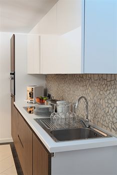 Фото The Queen Luxury Apartments - Villa Medici