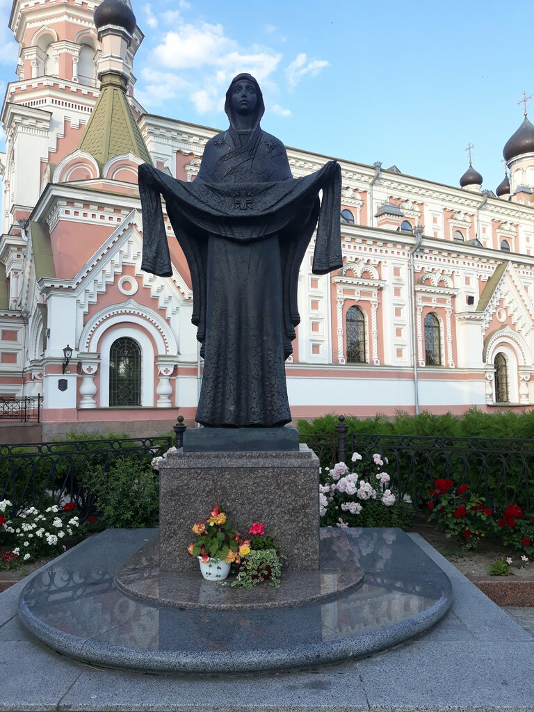 Escultura de genero Pakroŭ najsviaciejšaj Baharodzicy, , foto