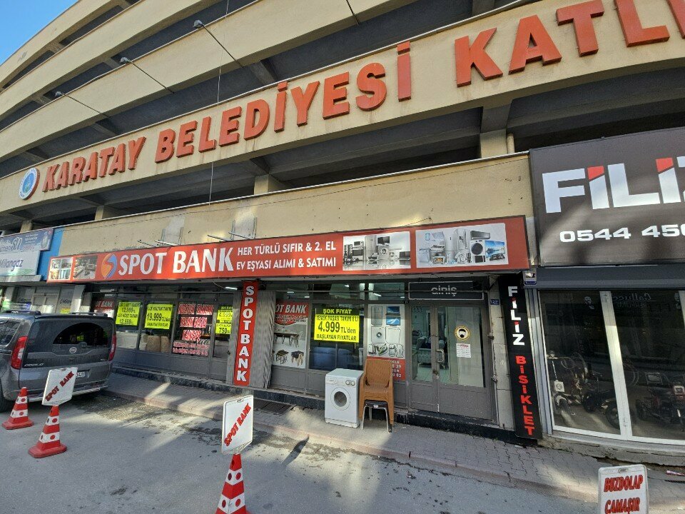 Thrift store Spot Bank, Konya, photo