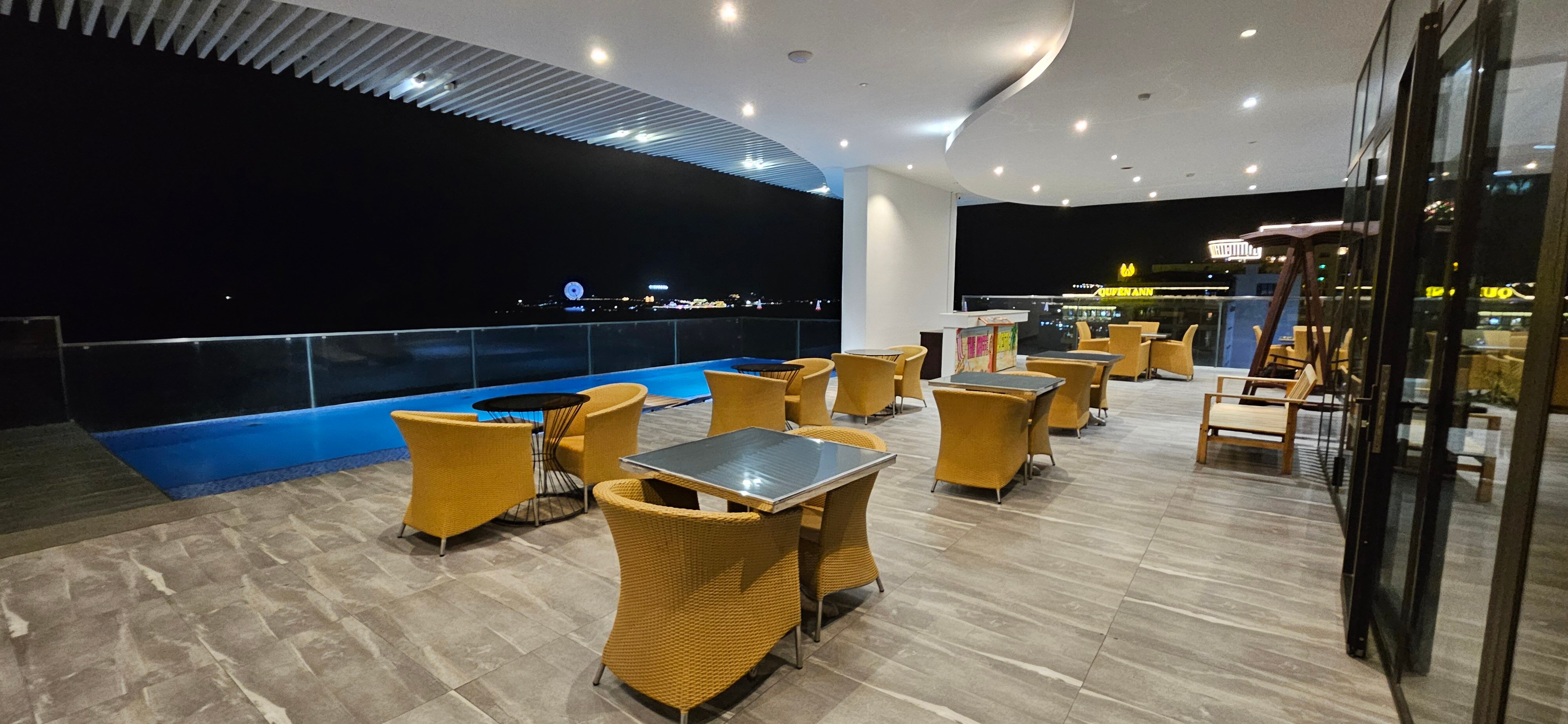 Фото Majestic Premium Hotel